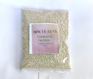 NPK 15‑15‑15 compound fertilizer – grey/white granular product in a 50kg bag. Balanced 15‑15‑15 NPK formula with 45% total nutrient content. Ideal for field crops, vegetables, fruit trees, and horticultural crops. Granular size 2‑5mm for even spreading. Uniform prills and granules for consistent application. Complete balanced fertiliser for increased yields.