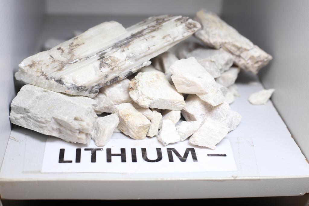 Premium battery-grade lithium materials for industrial manufacturing, energy storage, research, and worldwide wholesale distribution.